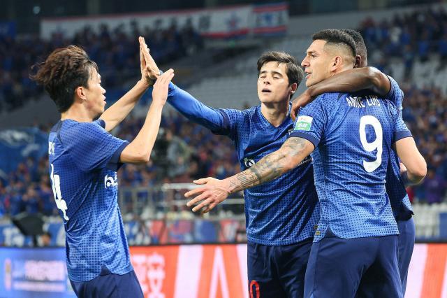 九游体育-5连胜创队史最佳开局 申花火力全开冲击中超首冠