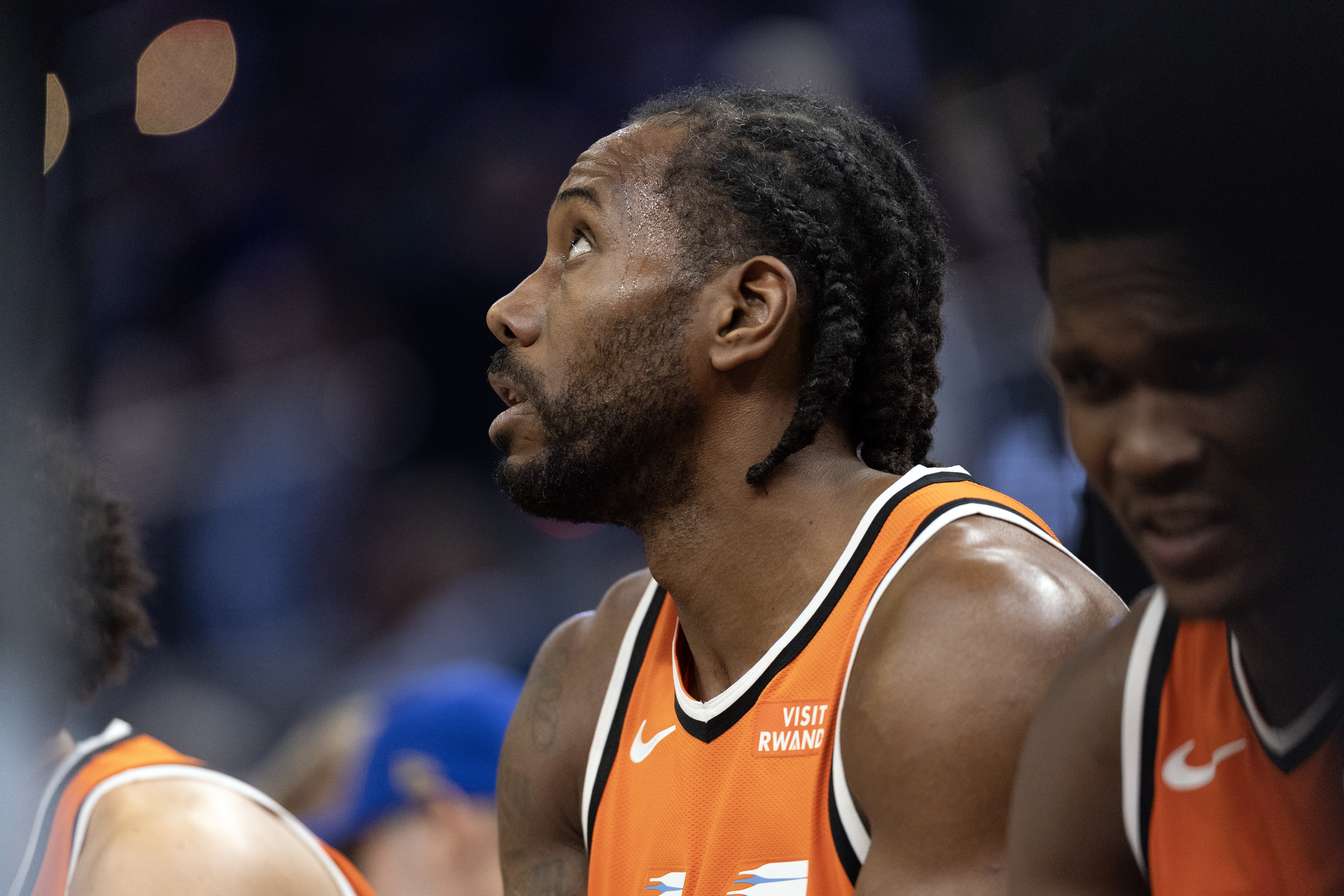 九游娱乐-20中15&amp;正负值+41！解说：小卡的表现像写好的程序一样精密又高效