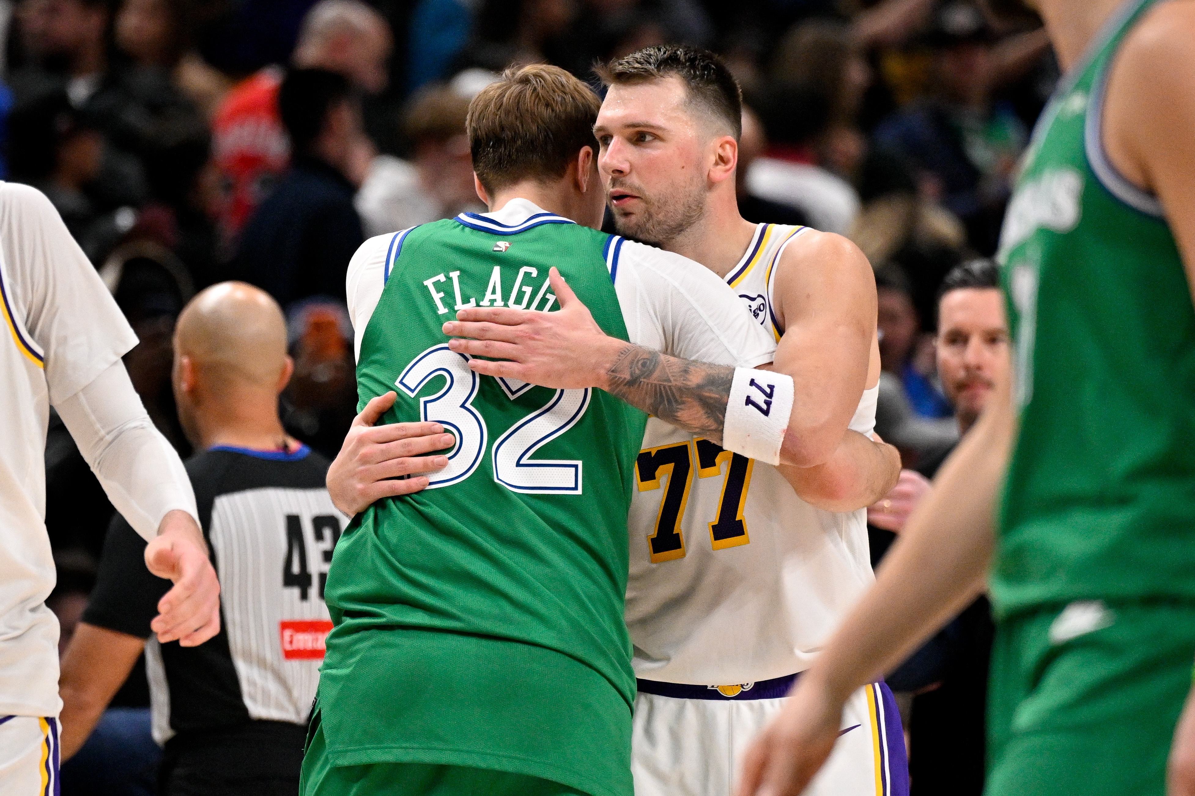 九游下载-NBA“返乡”大乱斗：东契奇弗拉格聚首 詹欧合体 马刺&amp;雷霆太炸裂